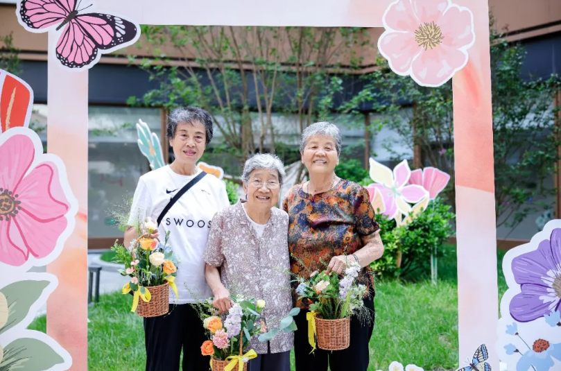 花漾泊心，朝夕皆浪漫｜老顽童的花漾派对如约绽放